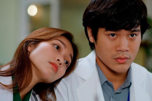 Vừa lên sóng, nam chính Good Doctor bản Việt bị chê bai khó bằng hai huyền thoại bản Hàn và Mỹ