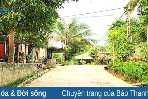 Về xã vùng cao biên giới đạt chuẩn nông thôn mới đầu tiên của tỉnh