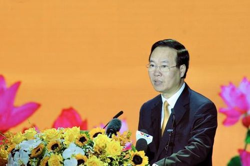 Chủ tịch nước Võ Văn Thưởng dự Lễ kỷ niệm 60 năm Bác Hồ về thăm tỉnh Nam Định