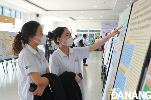Nhiều đề tài nghiên cứu khoa học của sinh viên mang tính ứng dụng cao
