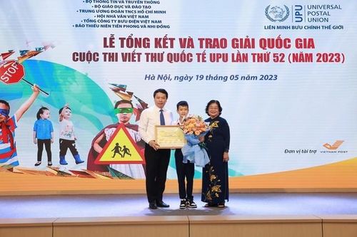 Học sinh lớp 6 đạt giải Nhất quốc gia viết thư UPU lần thứ 52 (2023)