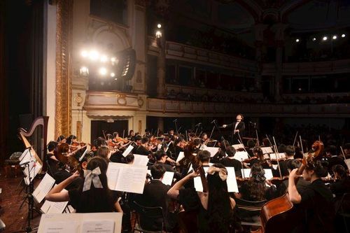 Hòa nhạc hỗ trợ khuyến học của Dàn nhạc Giao hưởng trẻ Việt Nam