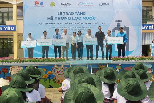 TP.HCM: 5 trường học được lắp hệ thống lọc nước sạch miễn phí