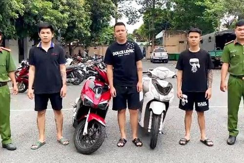 Thuê 2 người uy hiếp, khủng bố 'con nợ' để đòi 12 triệu đồng