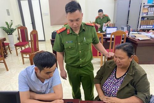 Thầy giáo trả lại hơn 400 triệu đồng cho người chuyển khoản nhầm