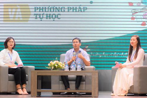Giao lưu 'Văn hóa đọc và phương pháp tự học'