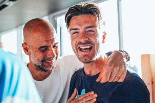 Phản ứng của dàn sao Man City khi Arsenal thua trận