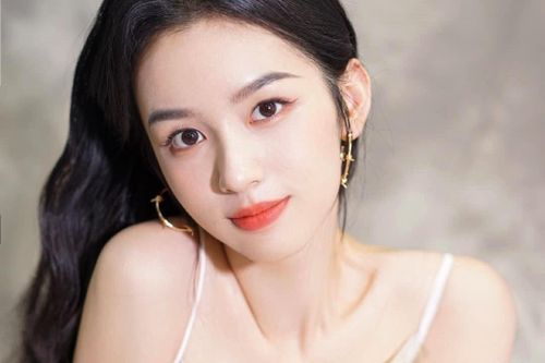 Diễn viên Châu Dã xin lỗi vì đọc sai từ 'sám hối'