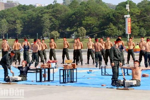 Hơn 800 cán bộ, chiến sĩ Công an tranh tài ở hội thi quân sự, võ thuật