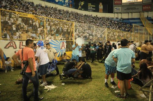 Giẫm đạp gây thương vong lớn ở El Salvador