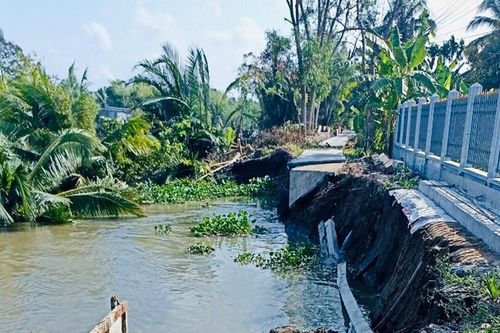 Hậu Giang: Liên tiếp xảy ra sạt lở