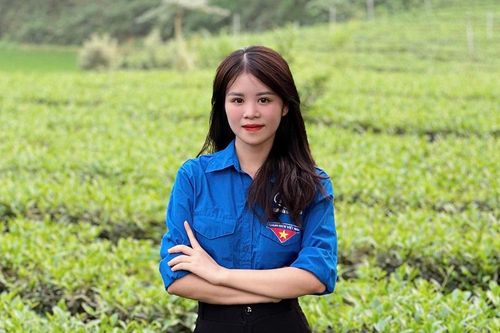 Nữ sinh người Tày chọn nghề giáo để cống hiến cho quê hương