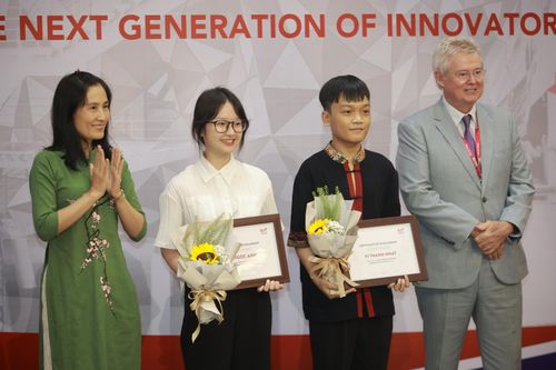 Nam sinh người Thái là quán quân học bổng Trái tim Sư tử hơn 1 tỷ