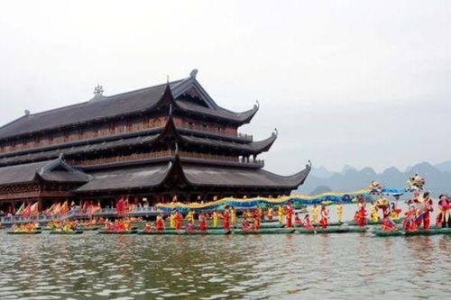 Về Hà Nam ngắm bảo vật quốc gia và sác di sản độc đáo