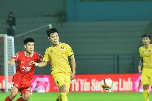 Lương Xuân Trường lại chấn thương nặng