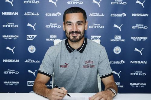 Gundogan 'phá kèo' Barca, ký hợp đồng mới với Man City