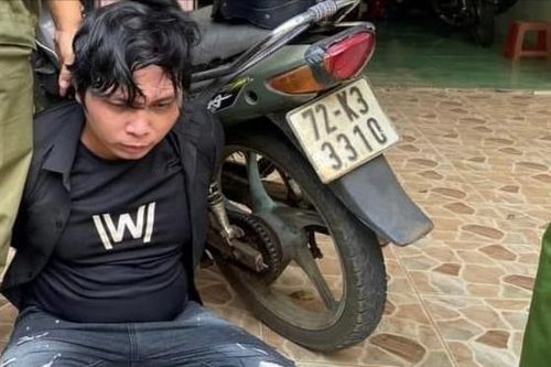 Bắt đối tượng dùng dao khống chế nữ chủ tiệm quần áo, cướp tài sản