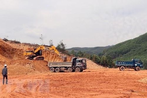 Nhà thầu huy động tối đa nguồn lực cho cao tốc Quy Nhơn-Chí Thạnh