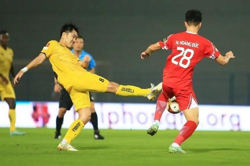 Xuân Trường nghỉ thi đấu 2 tháng vì dính chấn thương nặng