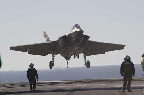 F-35 Mỹ tấn công mặt đất xa 1.600km
