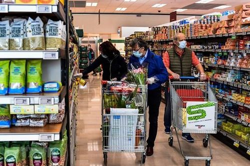 Chi phí sinh hoạt tăng làm giảm tỷ lệ sinh tại Italy