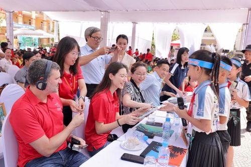 Hơn 78.000 học sinh tiểu học được dạy cách quản lý tiền