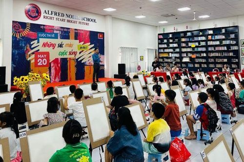 ''Những sắc màu cuộc sống'' qua nét cọ thiếu nhi Thủ đô