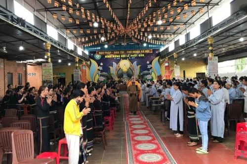 Đắk Lắk: Khóa tu Bát quan trai cho Phật tử đồng bào H.Cư M'gar