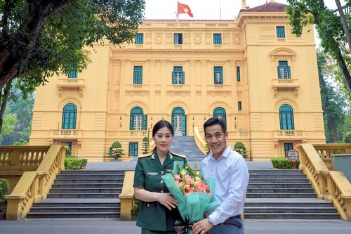 NSƯT Hương Giang ra mắt MV Nghệ thuật 'Lời Bác dặn trước lúc đi xa'