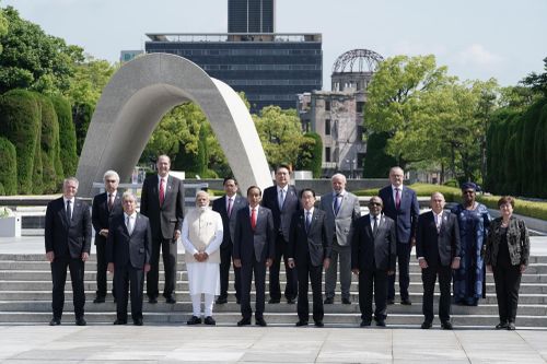 Thủ tướng Phạm Minh Chính thăm Công viên Tưởng niệm Hòa Bình Hiroshima
