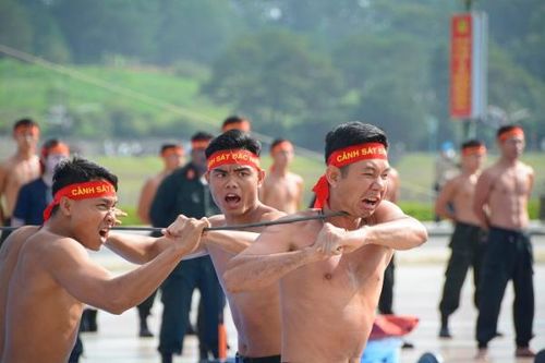 Hơn 800 CBCS tranh tài ở hội thi quân sự, võ thuật