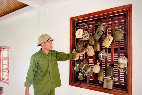 'Gia tài' của người đàn ông mê sưu tầm kỷ vật thời chiến