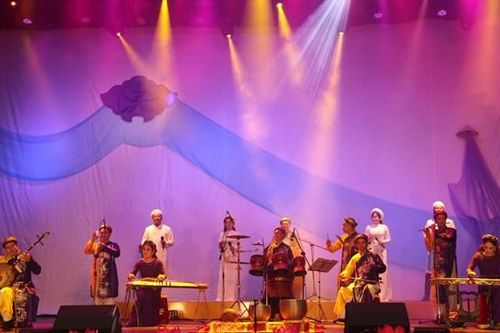 Thúc đẩy sự phát triển âm nhạc truyền thống