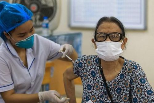 Ngày 22/5: Số mắc Covid-19 tăng lên 1.222 ca, thêm 1 F0 tử vong ở Hà Nội