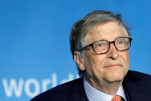 Tỷ phú ấu dâm Jeffrey Epstein từng tống tiền Bill Gates