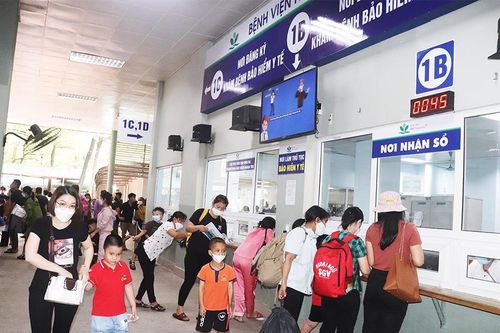 Bệnh viện chủ động 'hạ nhiệt' cho bệnh nhân trong ngày nắng nóng