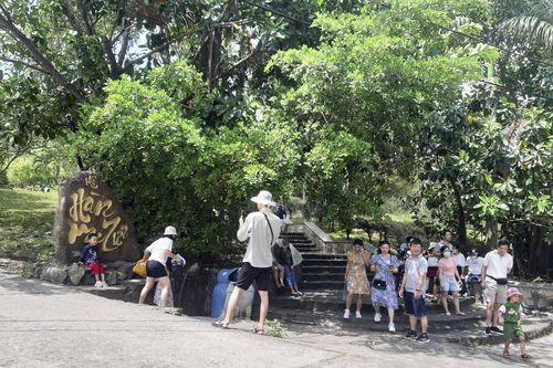 Chấn chỉnh hoạt động kinh doanh trước cổng Khu du lịch Ghềnh Ráng