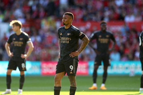 Arsenal buồn hiện tại nhưng đừng quên tương lai