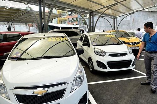 Loạt xe ôtô giá 100 triệu đồng tại Việt Nam cho 'tài mới'