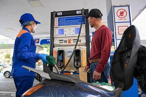 Căn cứ điều chỉnh giá xăng dầu tăng giảm