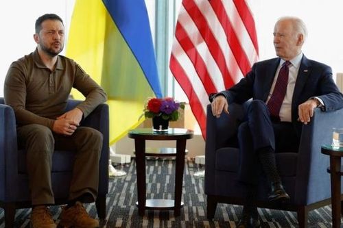 Mỹ công bố gói viện trợ quân sự mới 375 triệu USD cho Ukraine