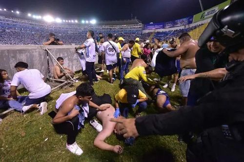 Đối tác cắt tài trợ, giải VĐQG El Salvador đối diện nguy cơ bị hủy sau thảm kịch giẫm đạp