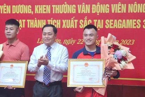 Niềm hứng khởi từ 'chàng trai vàng' xứ Lạng