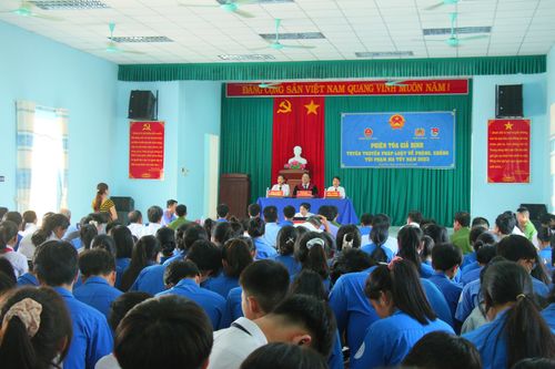 Tổ chức phiên tòa giả định và tuyên truyền pháp luật về phòng chống ma túy trong học đường