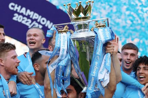 Man City thống trị bóng đá Anh: Nghệ thuật khích tướng của Pep Guardiola
