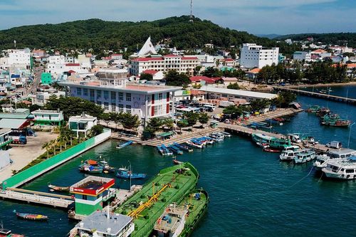 Phú Quốc kiểm soát giá dịch vụ du lịch, xử lý nghiêm cơ sở 'chặt chém'