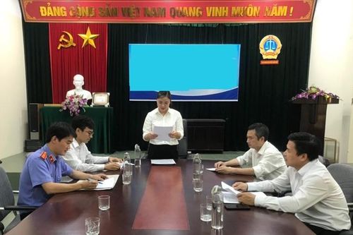 Tham gia phiên họp xét rút ngắn thời gian thử thách của án treo