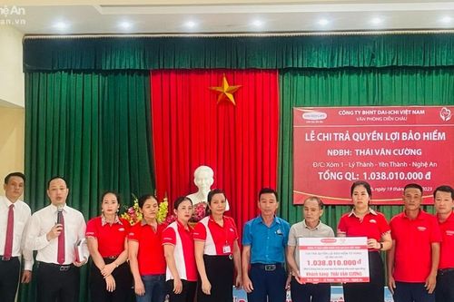 Dai-ichi Life Việt Nam chi trả hơn 1 tỷ đồng quyền lợi bảo hiểm cho khách hàng tại Nghệ An