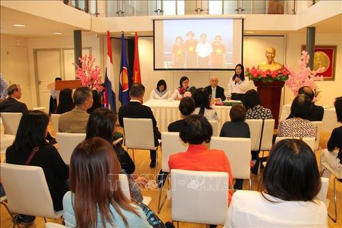 Chuỗi hoạt động kỷ niệm 133 năm ngày sinh Chủ tịch Hồ Chí Minh tại Hà Lan