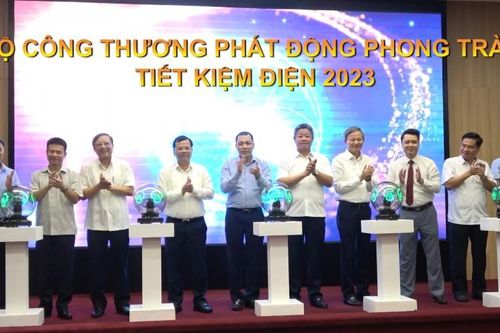 Bộ Công Thương phát động phong trào Tiết kiệm điện 2023